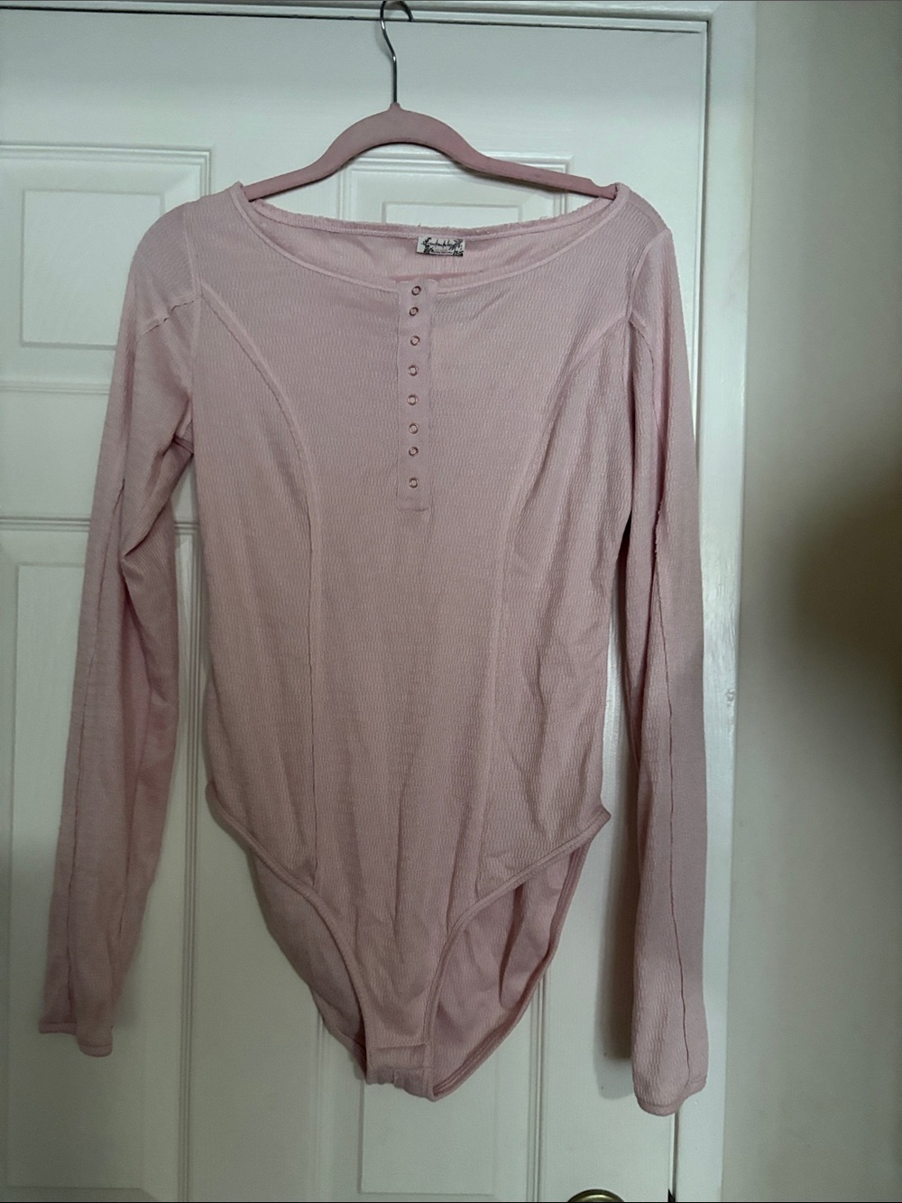 Long Sleeve Ribbed Henley Bodysuit in Pale Pink